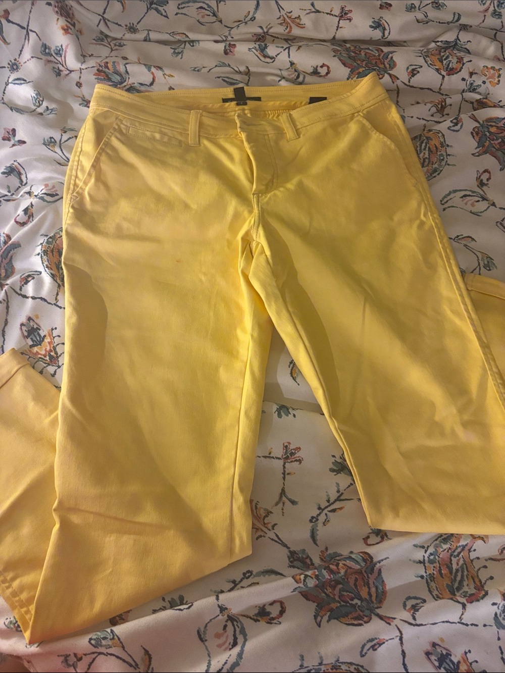 41 Hawthorn Bright Yellow Cropped Straight-Leg Pants